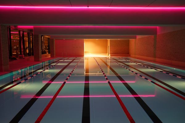 03 Pool 01